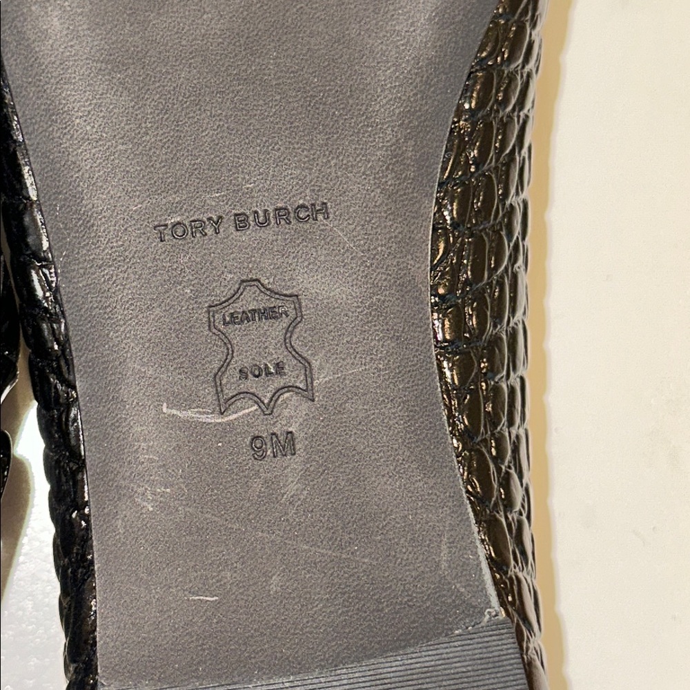 New Tory Burch Black Croc-Embossed Flats. Size 9. - Picture 9 of 10